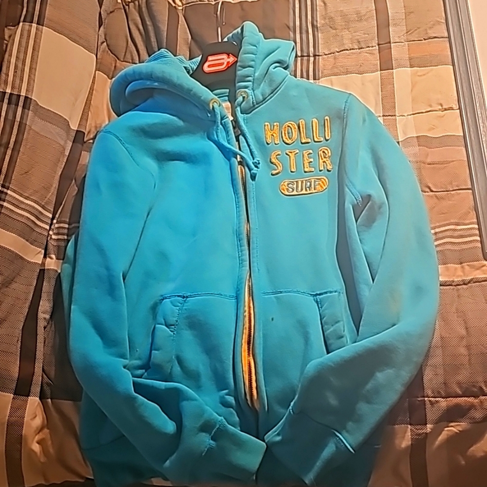 Hollister Surf Large Men's sweater